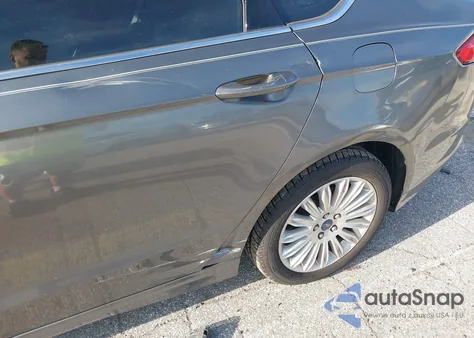 2014 Ford Fusion Hybrid Se из США, поврежденный, VIN 3FA6P0LU5ER222129